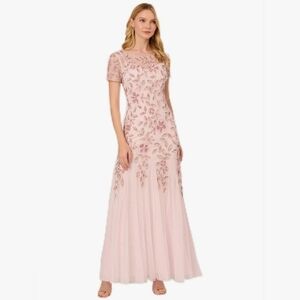 Women's Clothing (A204)